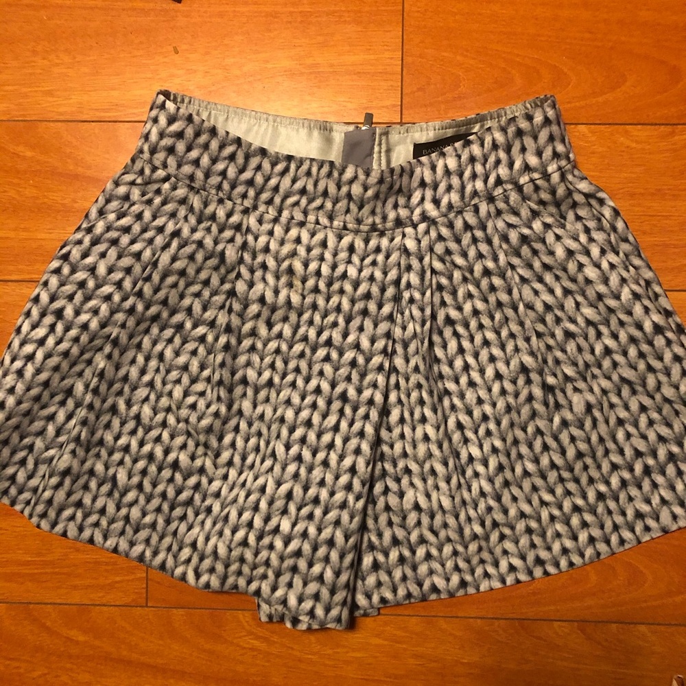 Patterned skort